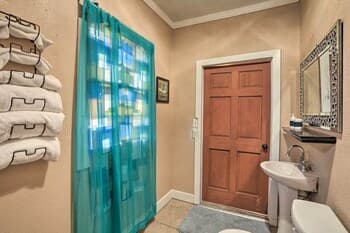 Cozy Shreveport Vacation Rental ~4 Mi to Dtwn