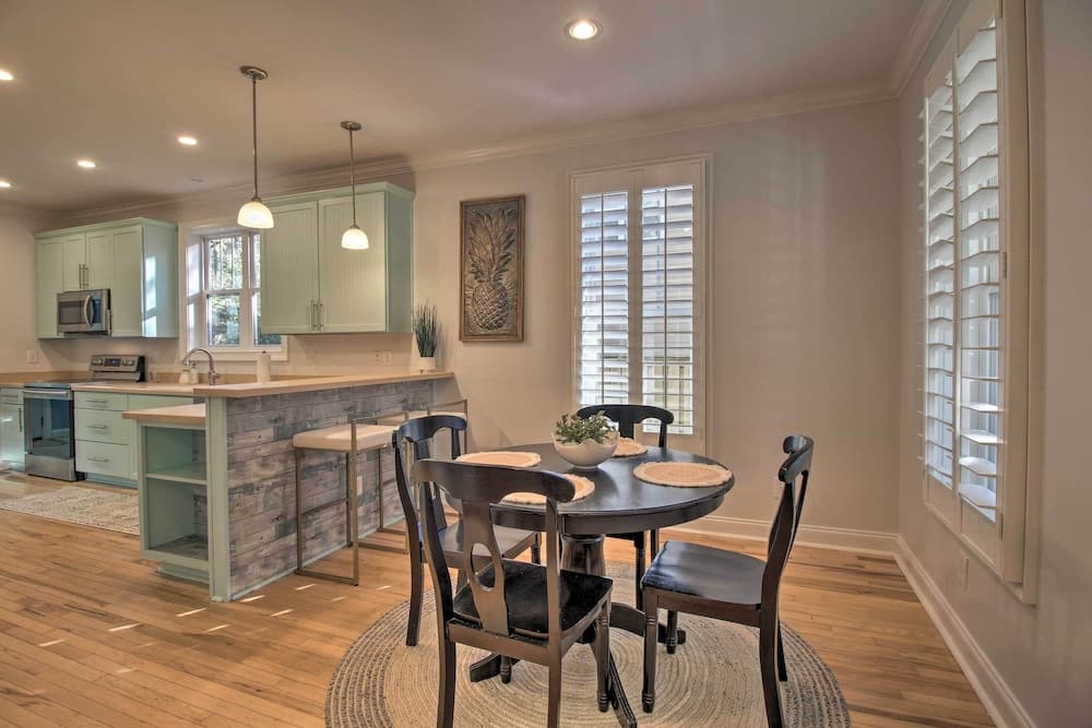 Charming Beaufort Home, Bike to Historic Dtwn