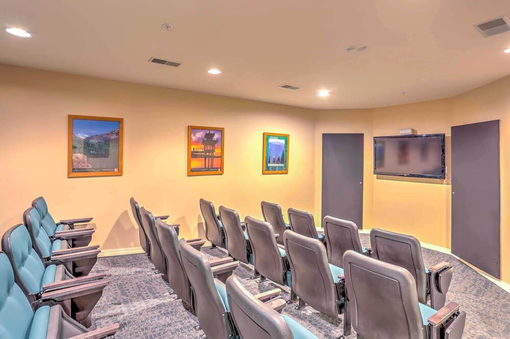 Splendid Vacation Rental Near Branson - 3 Mi Away!