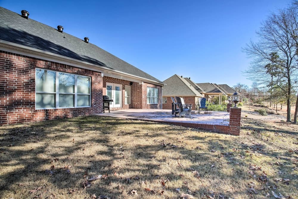 Peaceful Family Home on Granada Golf Course!