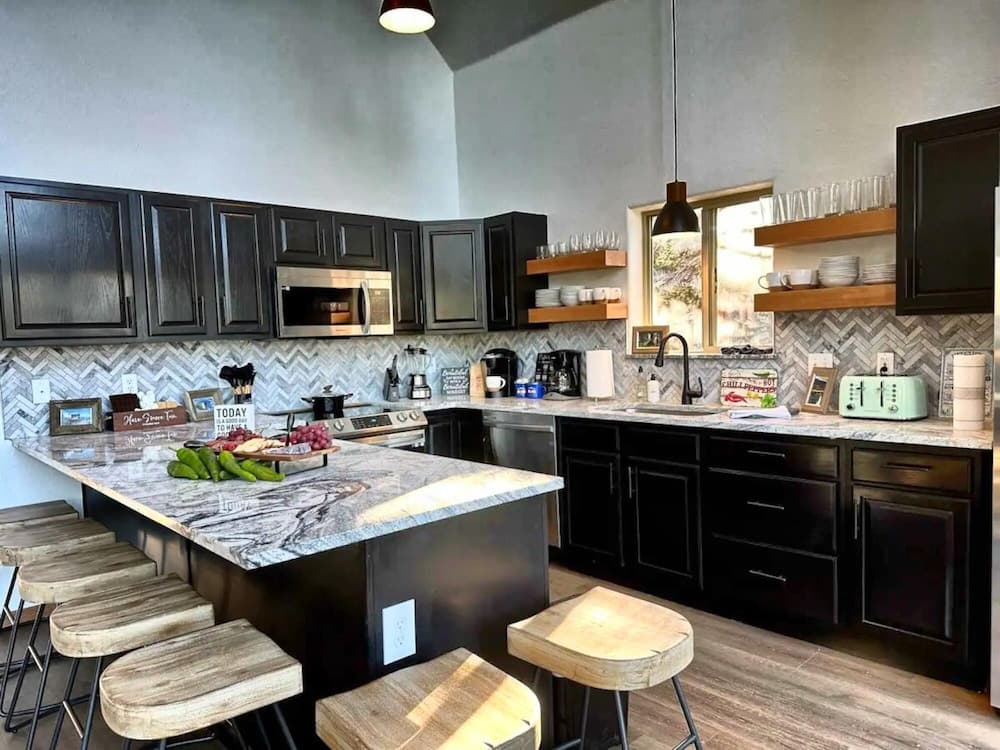 Modern Cabin Mountain Views Arcade Games Fun For All Ages Pet Friendly