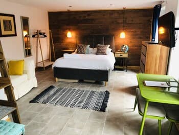 Immaculate 1-bed Studio in Haverfordwest