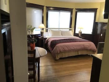 Vancouver west guesthouse