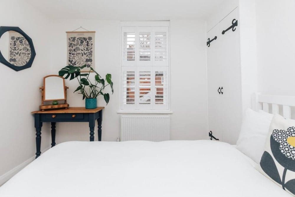 The Poppies - From 150 Per Night