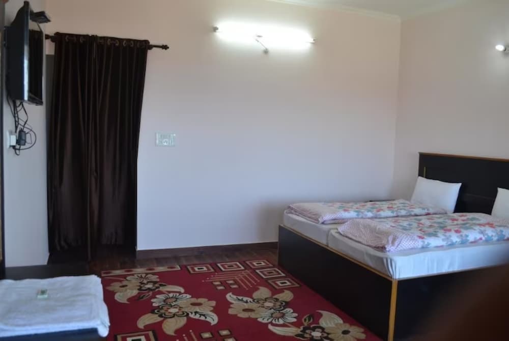 Hotel Himadri Almora