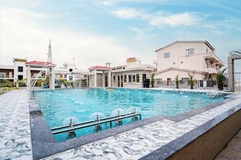 Moon Star Beach Resort