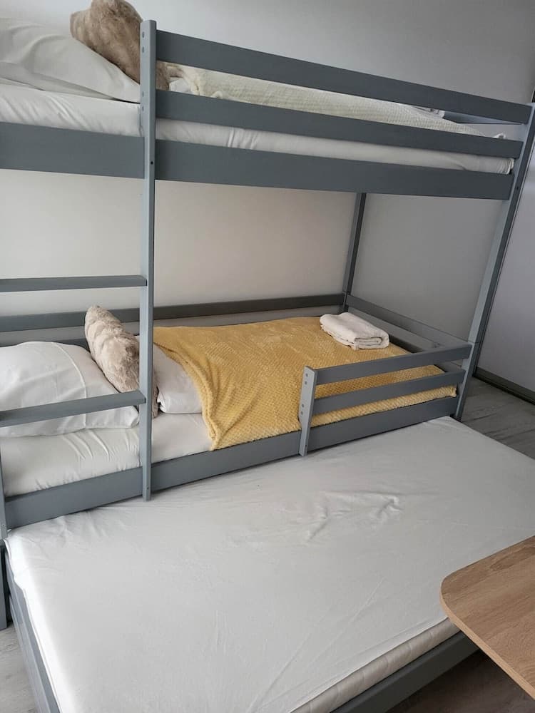 Pet-friendly Spadochroniarzy by Renters