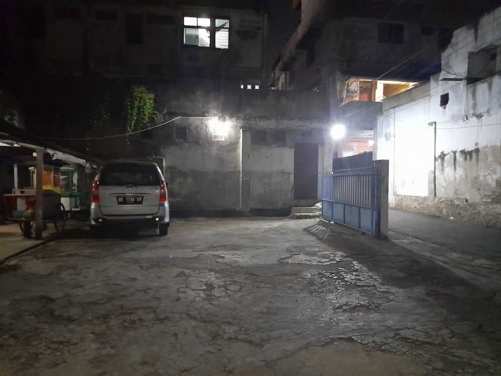 EXPRESS O 91436 Mess Sadam