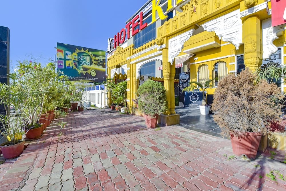 hotel image