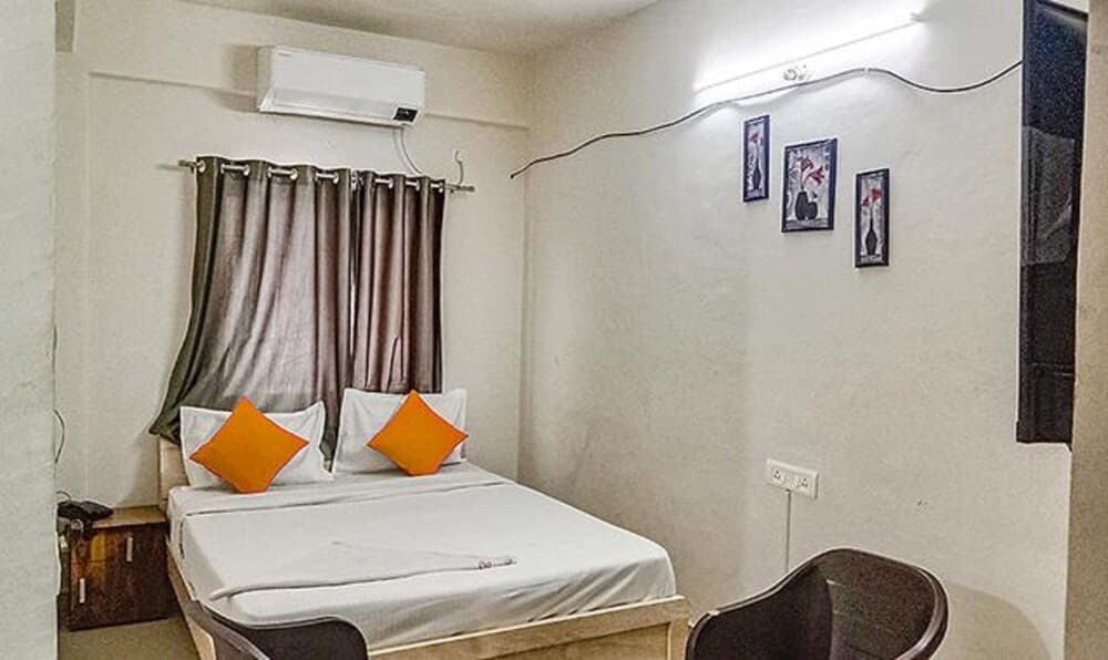 Fabhotel Shivsai Suites