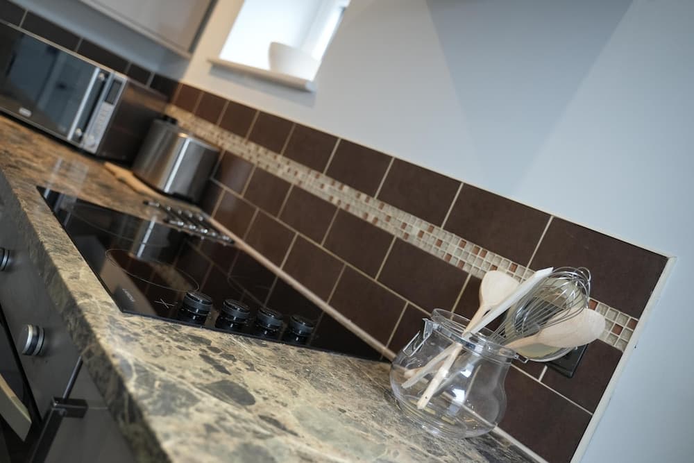 Charming 1-bed & Balcony Flat in Merthyr Tydfil