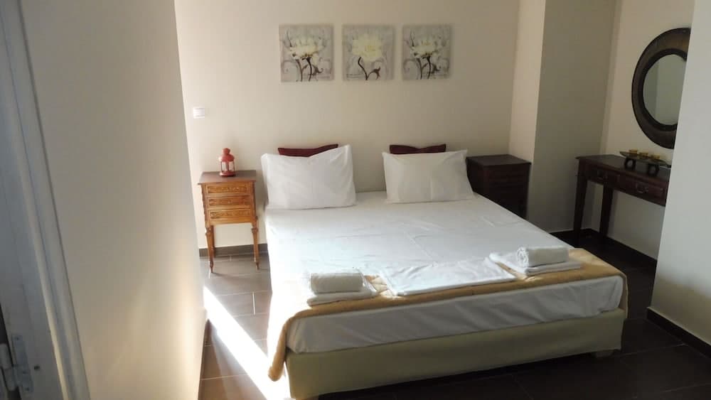 Klio Apartments and Studios