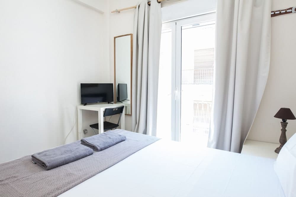 Ampelokipi Metro Roomy Delightful Oasis