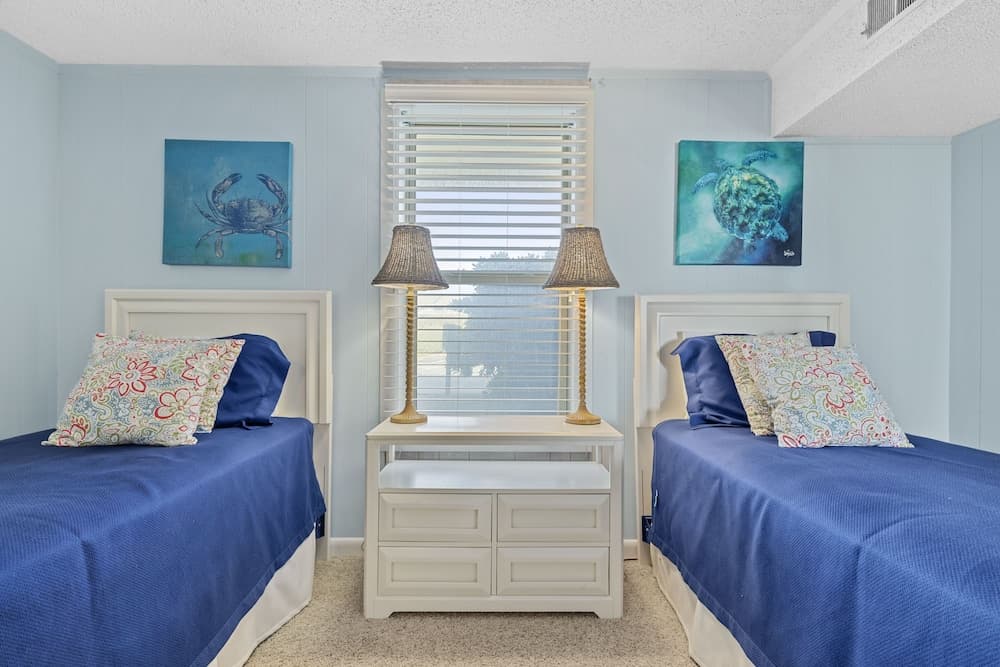 Smugglers Bliss 2 Bedroom Condo