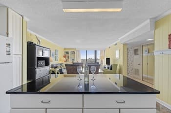 Smugglers Bliss 2 Bedroom Condo