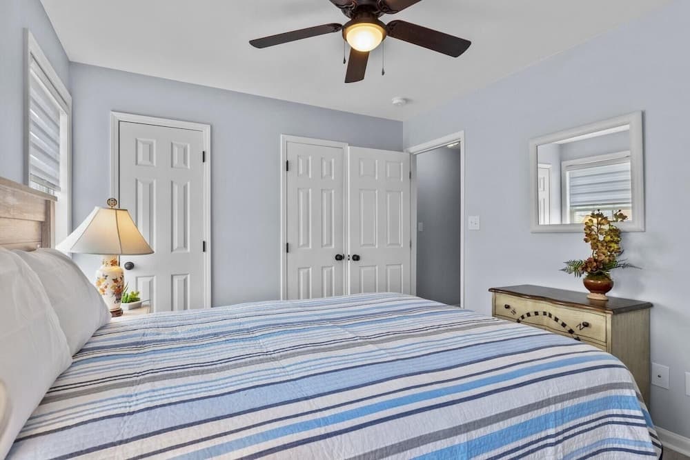 Anchors Away Unit 4 2 Bedroom Duplex by RedAwning