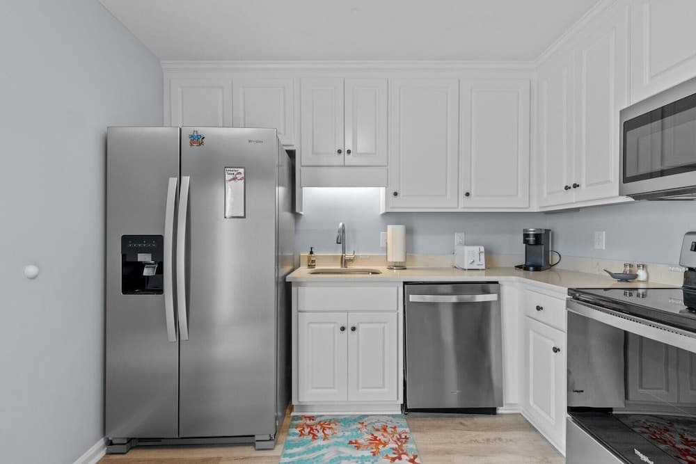 Anchors Away Unit 1 2 Bedroom Duplex by RedAwning