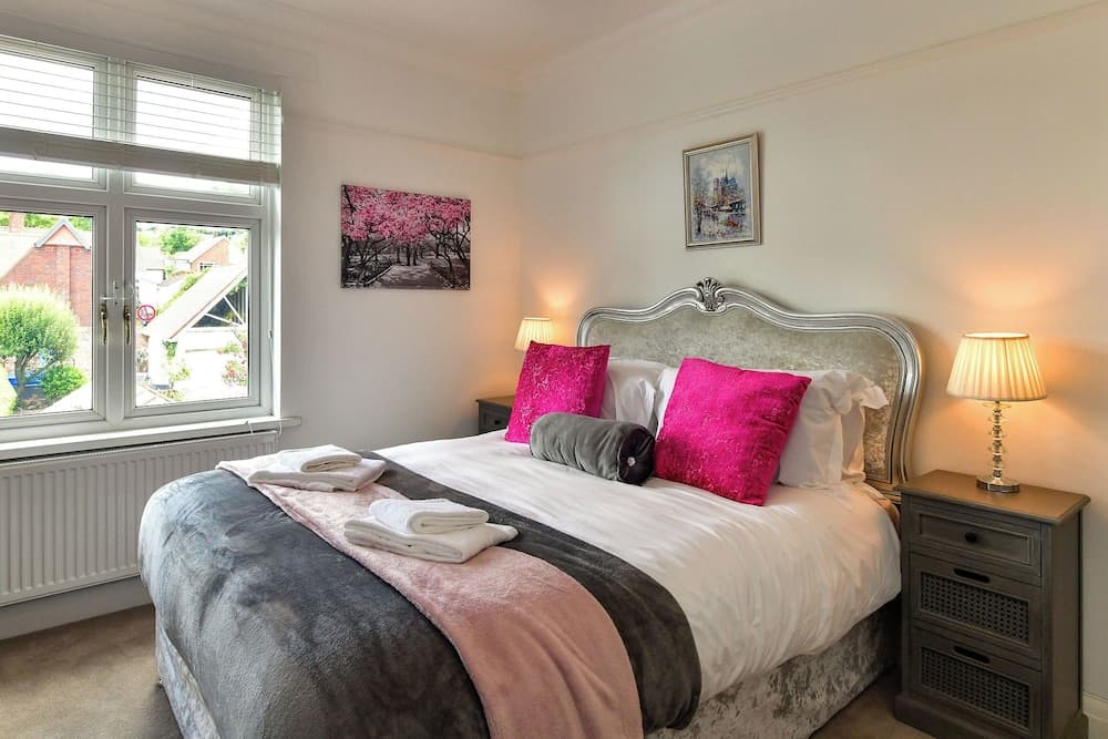 Just Stay Wales - Highmead House