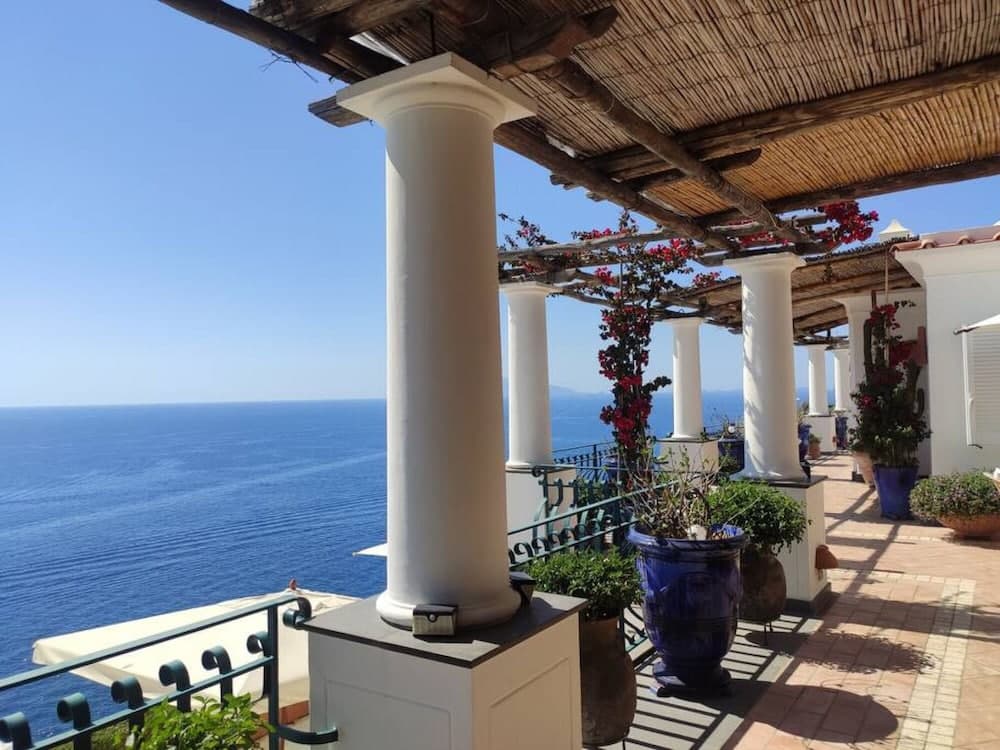 Casa Orrico - Blue Grotto - Camera Sea View Max 2 Pax