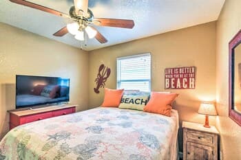 Colorful Freeport Beach Home: 1/2 Mi to Shore
