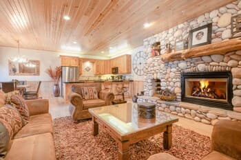 Timberwolf Lodge 2A by Lespri Management