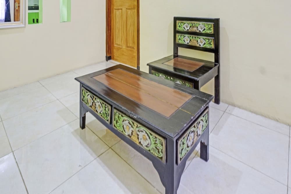 OYO Life 90737 Losmen Aini Syariah