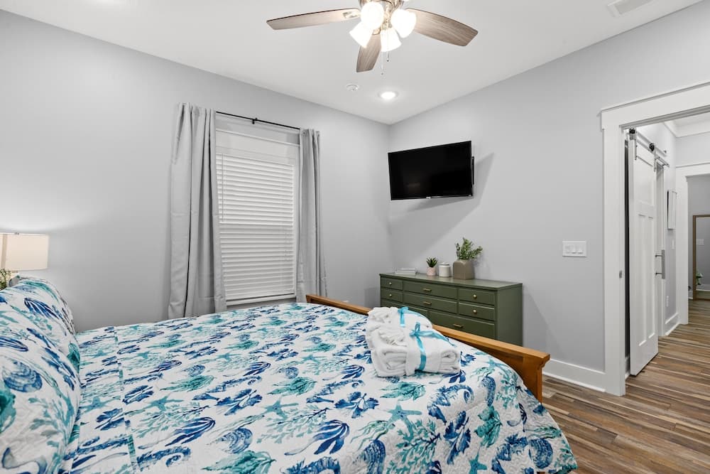 309 Broderick Pl - Coral Casita