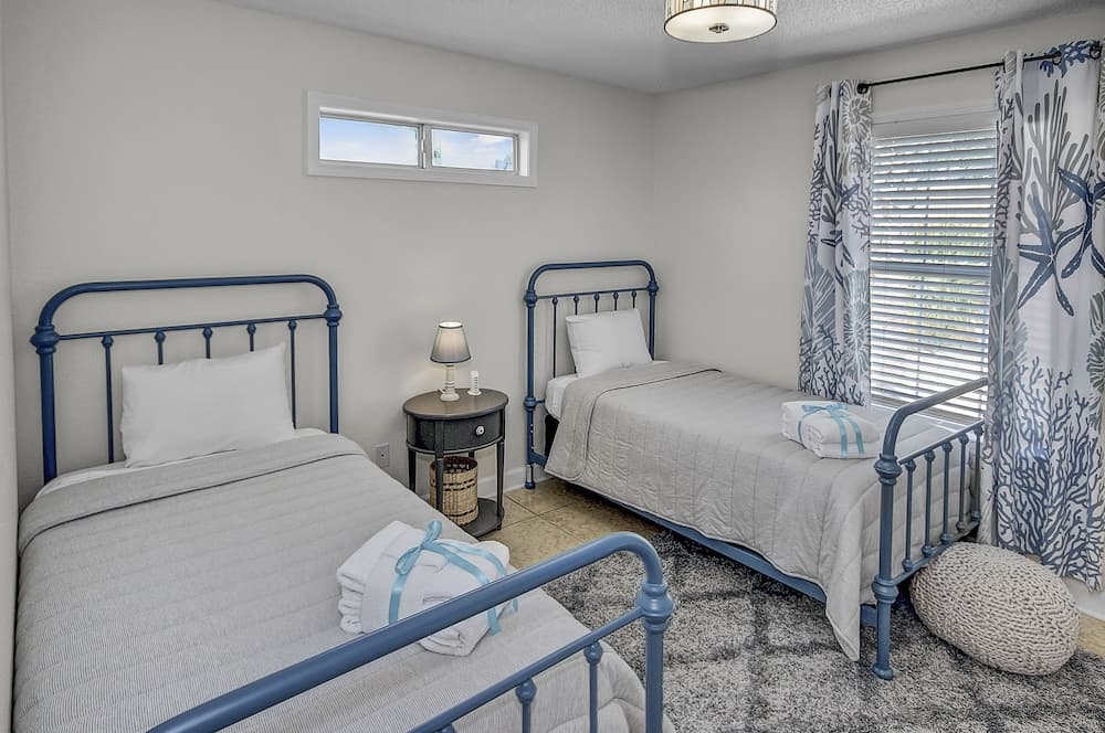 Pet Friendly Beach House with Arcade Games