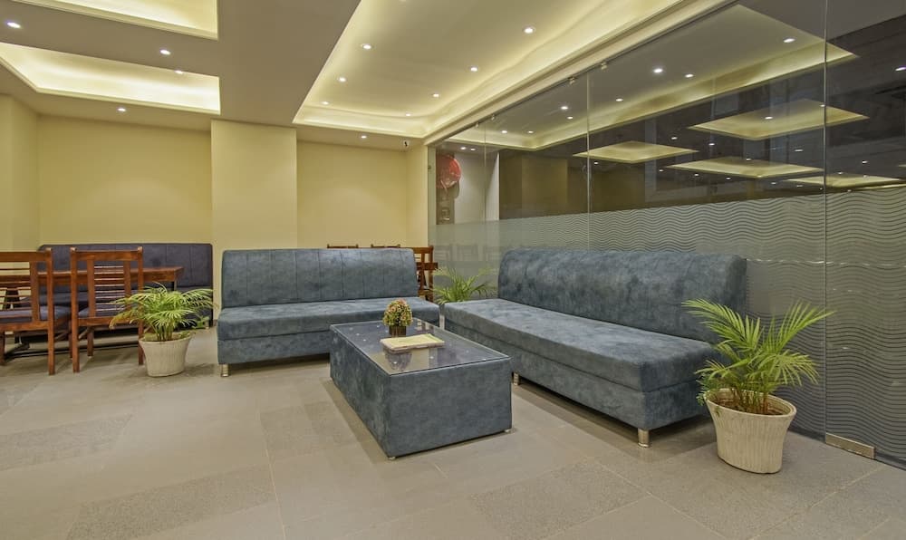 Treebo Pink City Grand