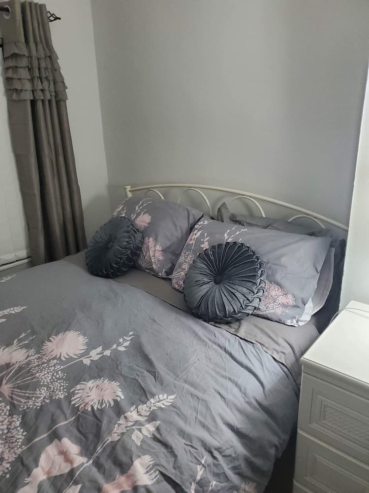 Minimum Stay two Nights