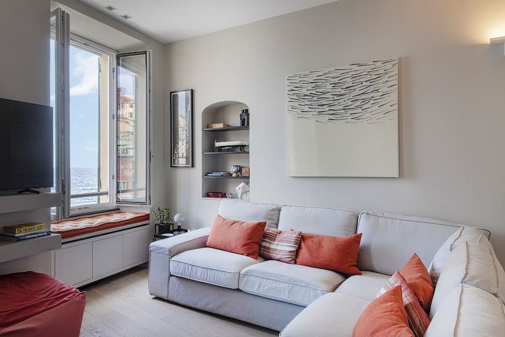 Aurora 20 A Boccadasse By Wonderful Italy