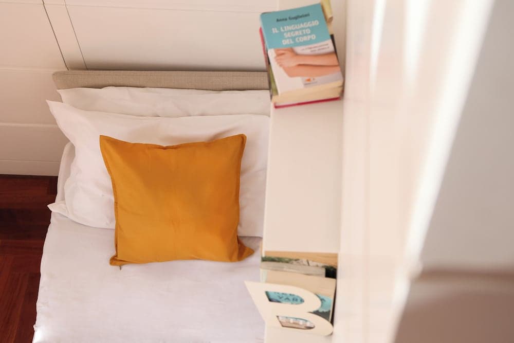 Elegant Apartment At Chiaia By Wonderful Italy