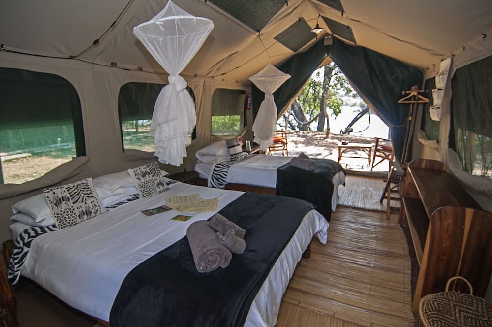 Mayukuyuku Bush Camp