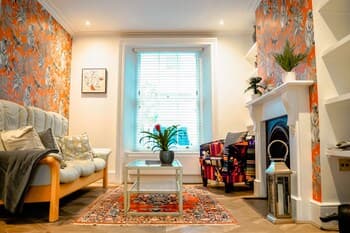 Beautiful & Historic Victoria 3brs Retreat With AC