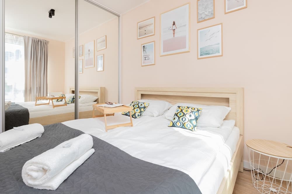 Osiedle Latarników Apartment by Renters