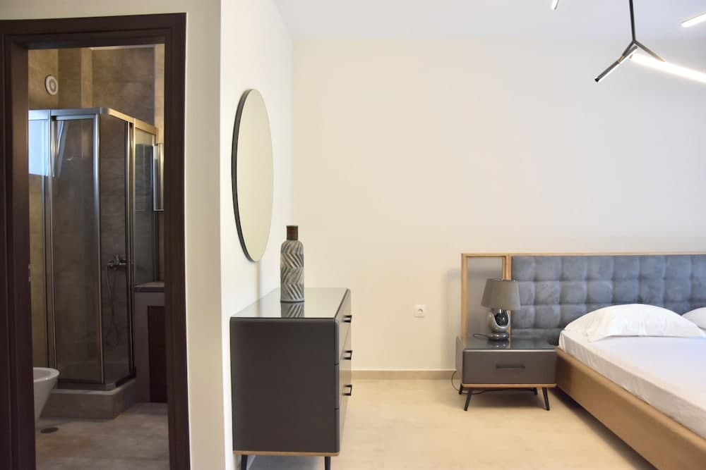 Luxury Rental Villa for 14 People