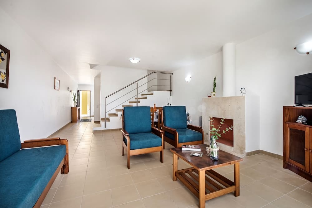 Villa Victoria With Pool and air con