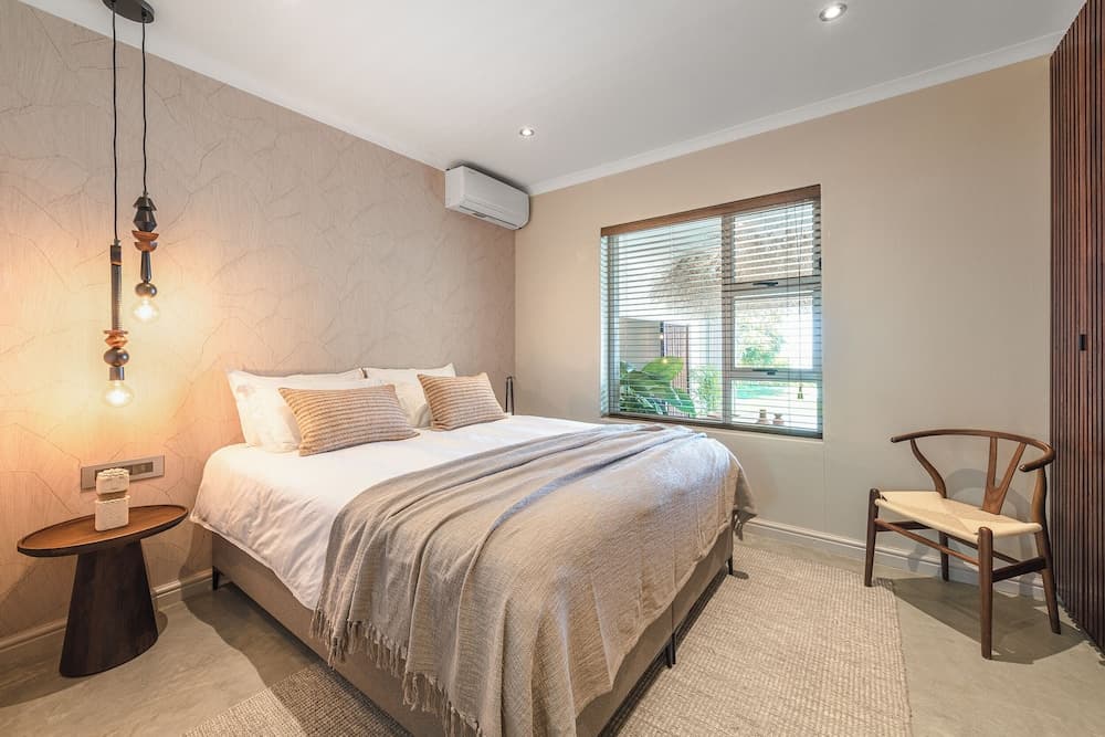 Relax in Style at This Stunning Villa in Camps Bay, Cape Town