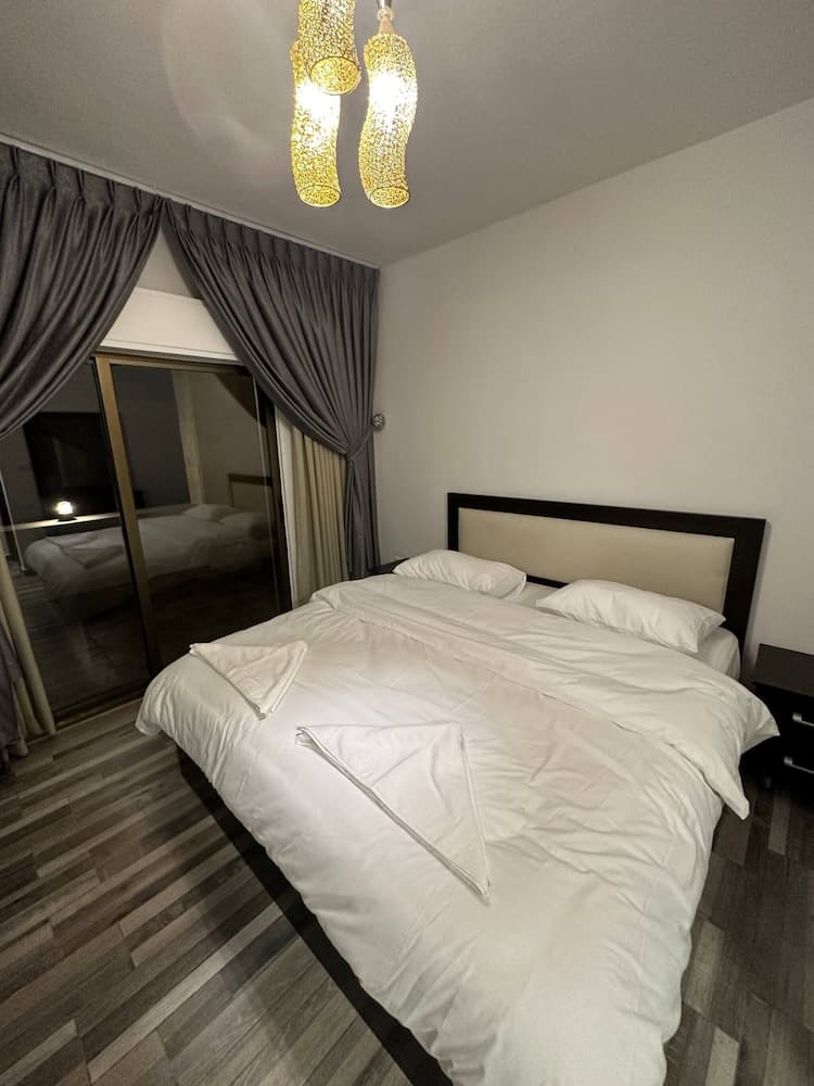 Aboun Rooftop 2bedroom Kh&sh