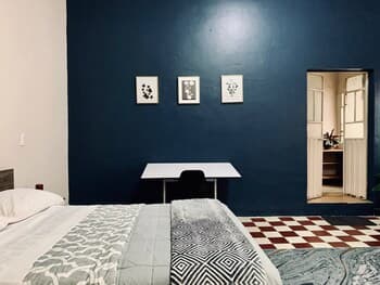 Private Room With Private Bathroom at Downtown