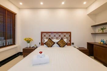 Phuc Hung Riverside Villa Hoi An