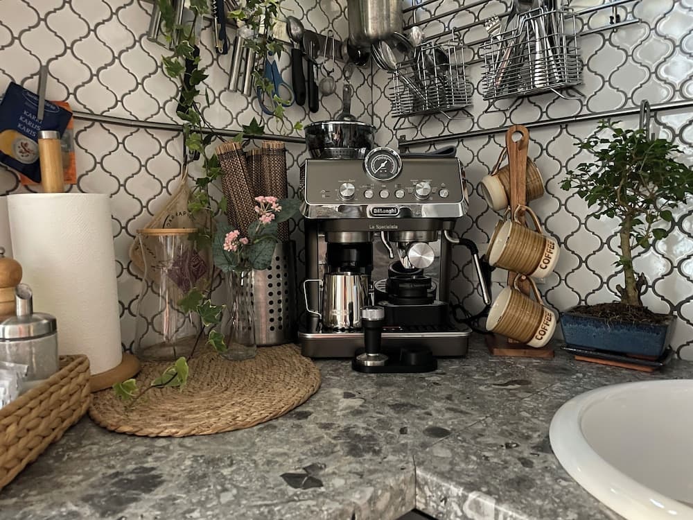 Pristine 1Br Apt in City Center