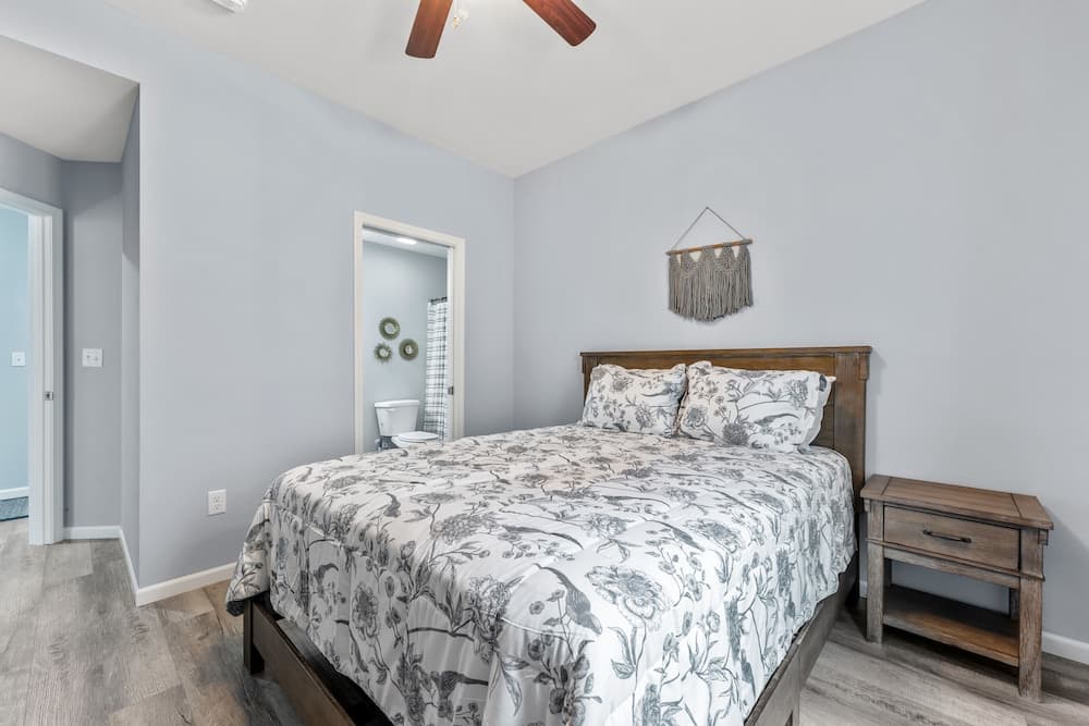 Endless Summer 3 Bedroom Condo by RedAwning