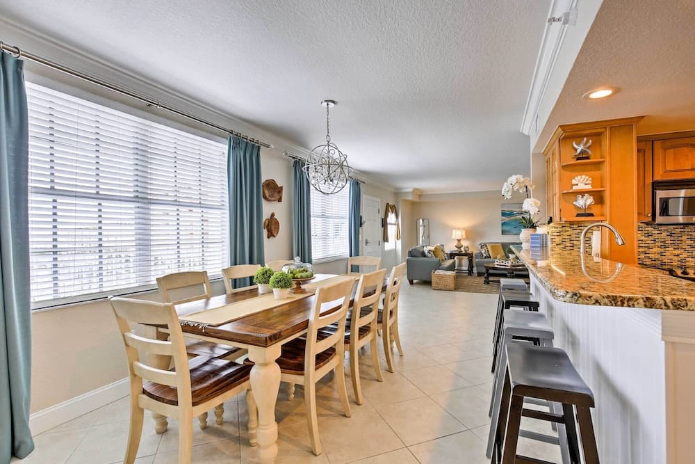 Bayfront Clearwater Beach Condo w/ Pool Access!