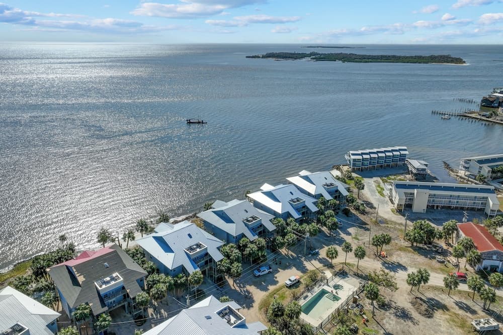 Beach & Pool Access at Condo on Cedar Key!
