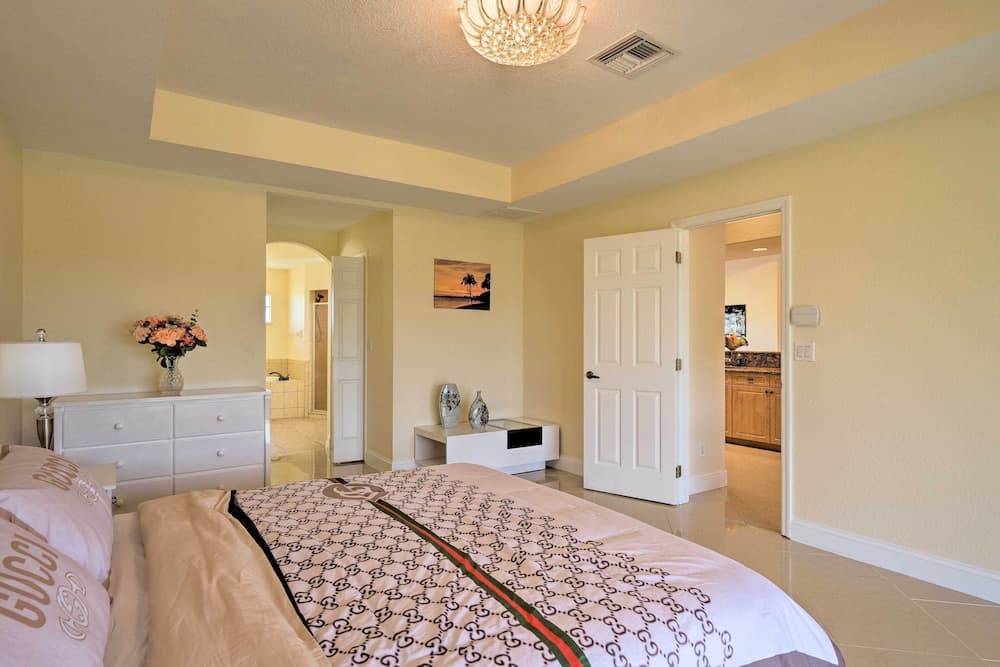 Screened Patio: Canal-front Cape Coral Home