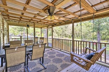 Cozy Steinhatchee House w/ Fire Pit & Grill!