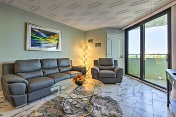 Gulf Front Hudson Condo w/ Pool Access & Views!