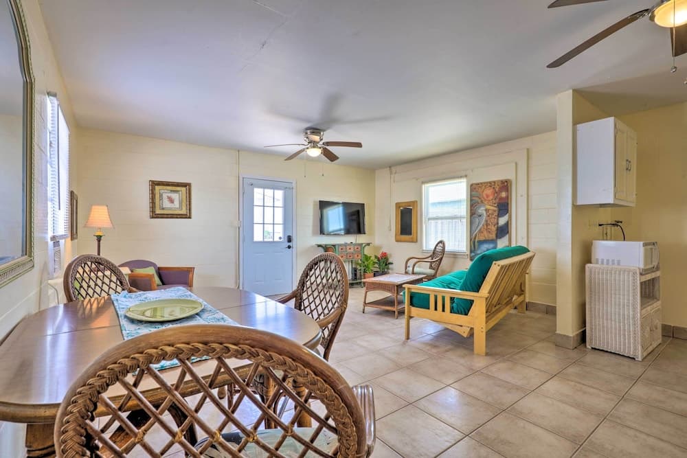 Beachfront Cottage in St Augustine - Pet Friendly!