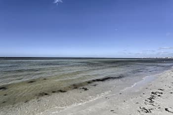 Modern Fort Myers Beach Condo w/ Pool Access!